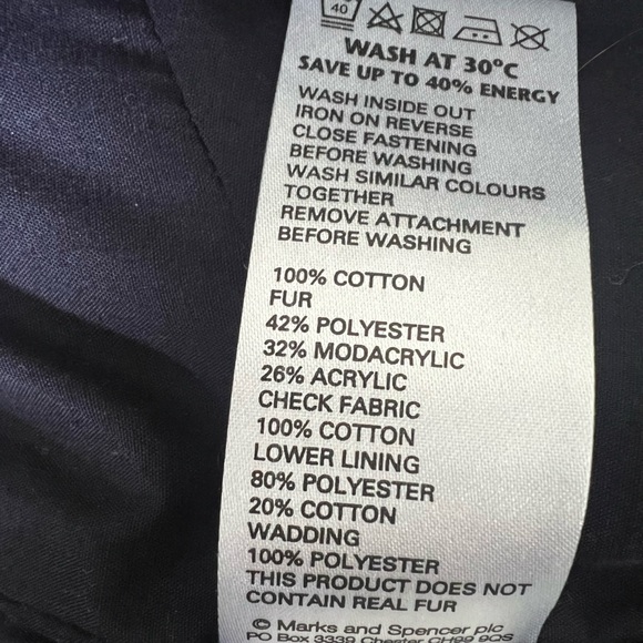 Marks and Spencer’s padded Gilet / vest. UK size 16 US size 12 - Picture 9 of 9